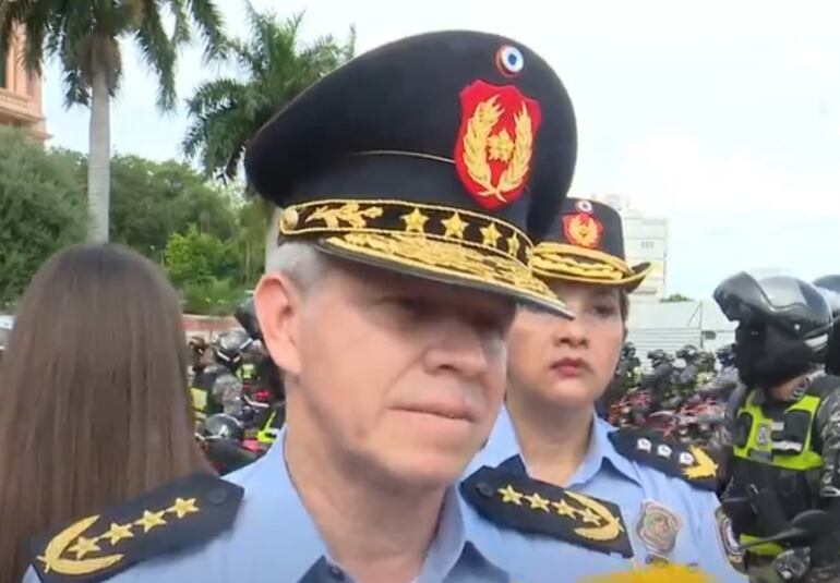 Carlos Benítez, comandante de la Policía Nacional.
