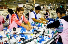 Las importaciones de insumos para maquila con transformación se incrementaron considerablemente hasta abril.