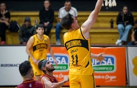 Colonias Gold, fuerte en su casa, derrotó sin atenuantes al Deportivo Campoalto, para seguir bien posicionado en el torneo Clausura de la LNB.