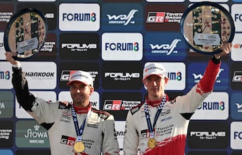 Elfyn Evans (derecha, 37 años) y Scott Martin, flamantes campeones 2026 del WRC.