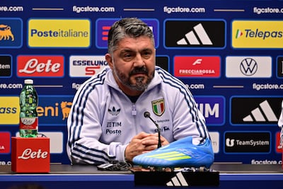 El seleccionador nacional de Italia, Gennaro Gattuso, asiste a una rueda de prensa en Bérgamo. Italia se enfrenta a Irlanda del Norte en el partido de los playoffs europeos para la Copa Mundial de la FIFA 2026.