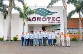 Agrotec S.A. se inició hace 35 años, para brindar asesoramiento técnico a productores sin vínculos comerciales.