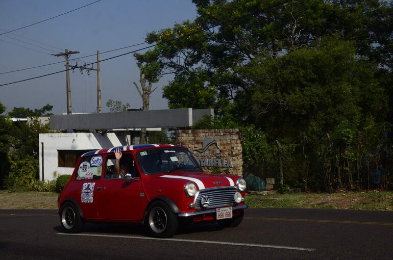 Giovani Falcón y Belén Soto, vencedores en Estandar Original.