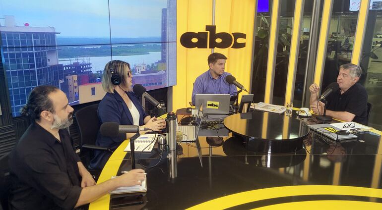 Luis Ramírez, ministro de Educación el sábado en estudios de ABC Cardinal.