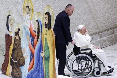 El papa Francisco en el salón de audiencias generales Paul VI. El Vaticano informó que estará en la celebración de las liturgias de Navidad.