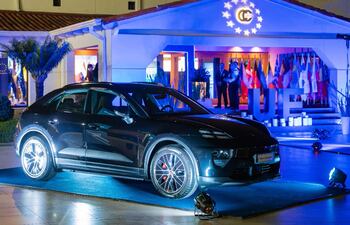 El Porsche combina potencia, refinamiento y practicidad.