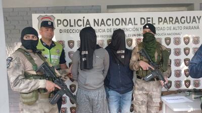 Los dos detenidos fueron trasladados a la Dirección de Policía de Alto Paraná.