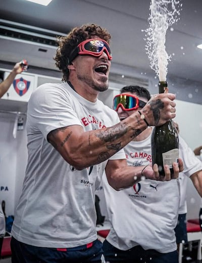 Bruno Amílcar Valdez Rojas (33 años) festeja la obtención de la Supercopa Paraguay contra General Caballero JLM.