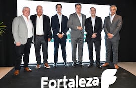 Directivos de Fortaleza presentaron el nuevo proyecto.