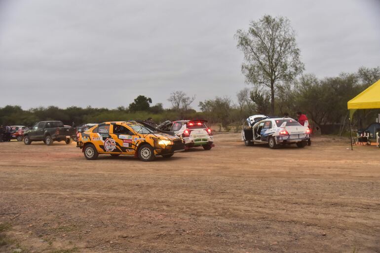 El Mitsubishi Lancer EVO X de Eduardo Torres, listo para recibir el GPS.