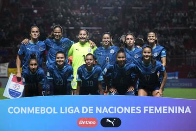 Formación de Paraguay que enfrentó el viernes a la Argentina por la primera fecha de la Liga de Naciones Femenina de Sudamérica. (AFP).