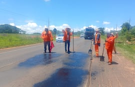 Inician trabajos en la Ruta PY08 mientras otras vías siguen en deplorable estado