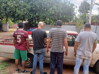 Cuatro detenidos por el robo de 50 bolsas de cal en Luque.