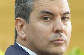 Santiago Peña Palacios, presidente.