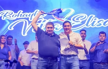 Alcides Riveros, presidente del PLRA y Sergio Estigarribia, intendente de Villa Elisa y hermano del gobernador de Central Ricardo Estigarribia.