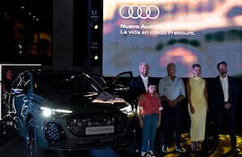Directivos de Diesa presentan nuevo Audi Q5.