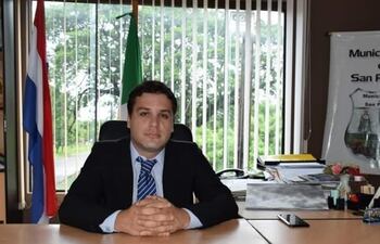 Líder Fabián Almada, intendente