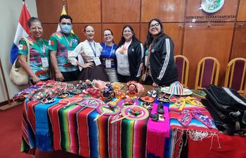 La delegación mexicana trae su artesanía para exponerla en el Festival Internacional de Alborada Misionera.
