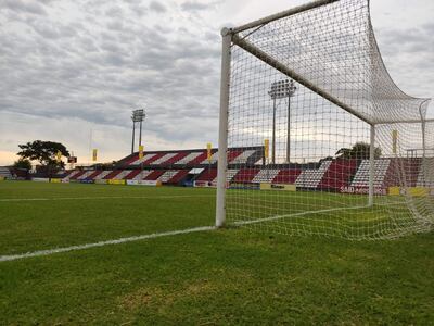 En el estadio Gunther Vogel, en la Ciudad Universitaria, se pondrá en marcha mañana la vigesimoséptima edición del torneo de la División Intermedia.