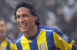 Enzo Daniel Giménez Rojas (28 años), mediocampista paraguayo de Rosario Central.