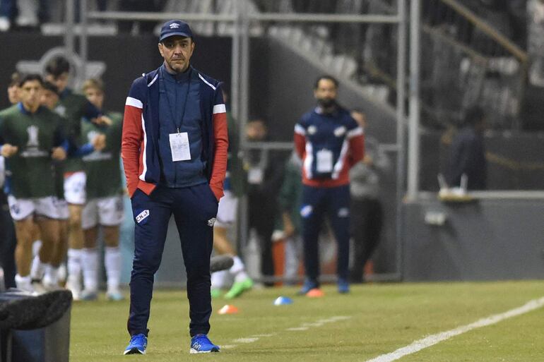 El uruguayo Álvaro Recoba, entrenador de Nacional de Montevideo.