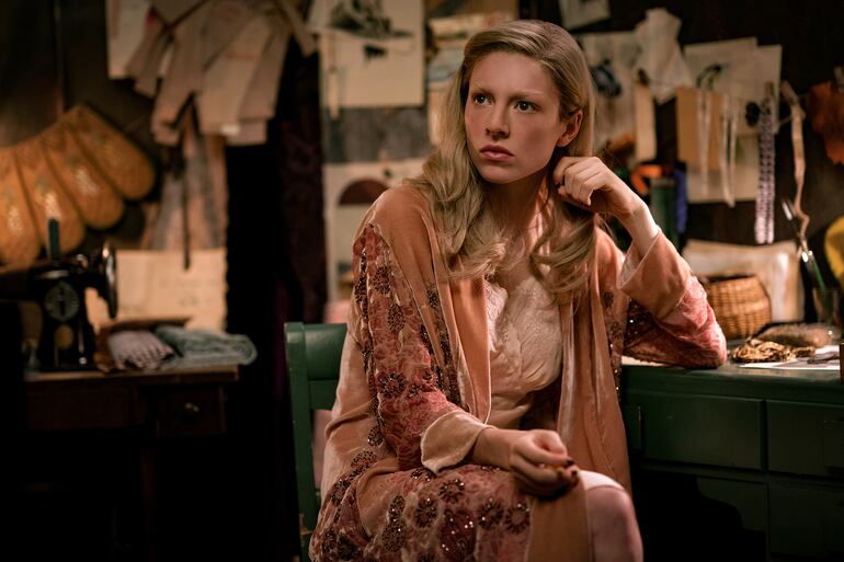 Hunter Schafer como Tigris Snow.
