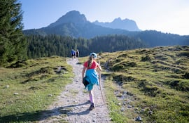 La participación de niños en salidas de senderismo requiere atender a algunas pautas de seguridad.