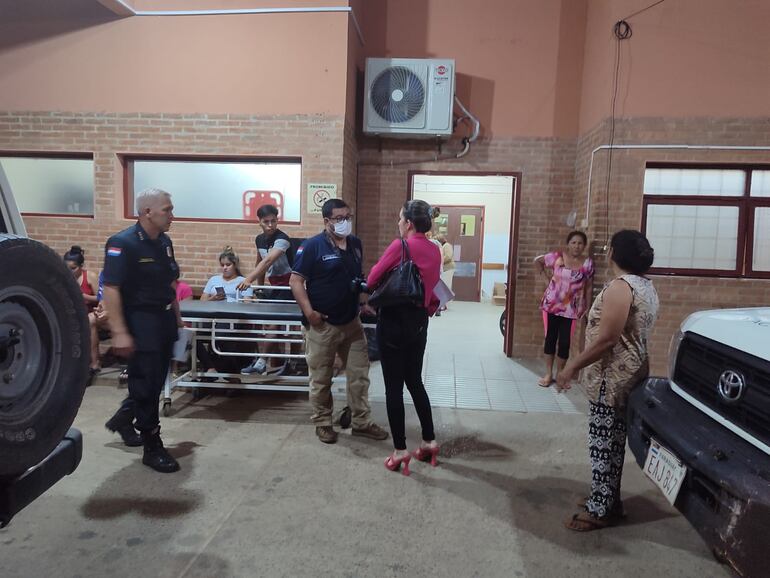 Tres fallecidos y varios heridos por electrocución que iban sobre techo de camión en Villeta.