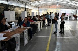 Las elecciones internas municipales.
