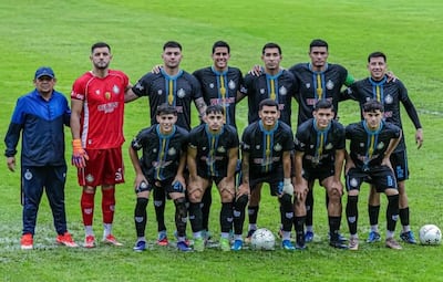 Equipo de Quinceno FC de Itapé, que busca su segundo título seguido. El club guaireño se consagró campeón el año pasado, con su denominación original: 15 de Mayo.