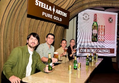Cervepar hizo la presentación de Stella Artois Pure Gold.