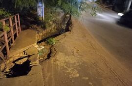 Isla Bogado, falta de veredas