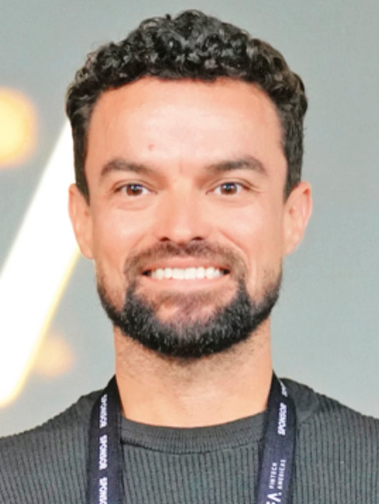 César Astigarraga, de Itti.