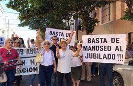 Constantes son las protestas impulsadas por jubilados sobre cualquier modificación del sistema. Algunos están a favor y otros en contra del actual proyecto de ley.