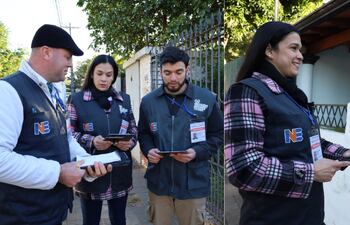 Encuestadores del INE.