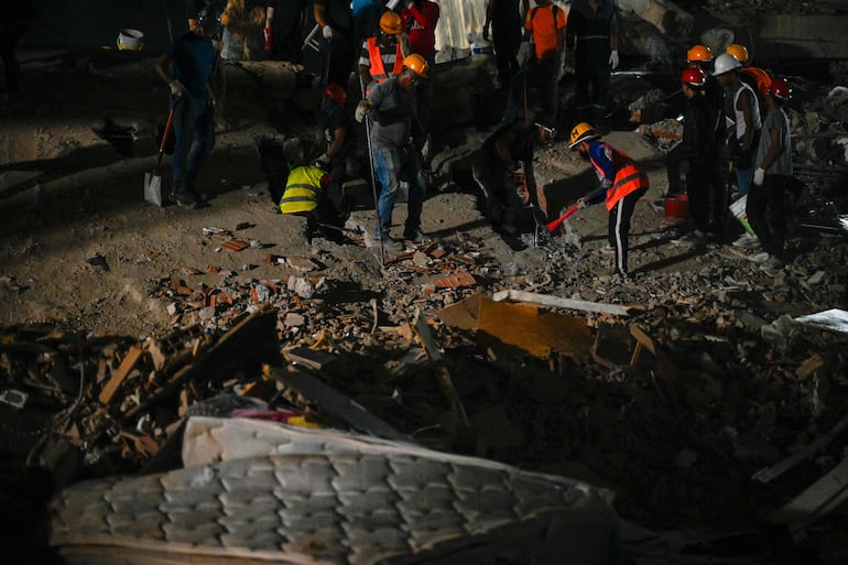 Cientos de edificios colapsados tras el doble terremoto que azotó a Venezuela en la noche del miércoles. 