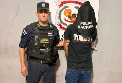 El presunto autor del ataque a un adolescente de 15 años en Ciudad del Este, Alan Salvador López (18), fue detenido por efectivos de la Policía Nacional.