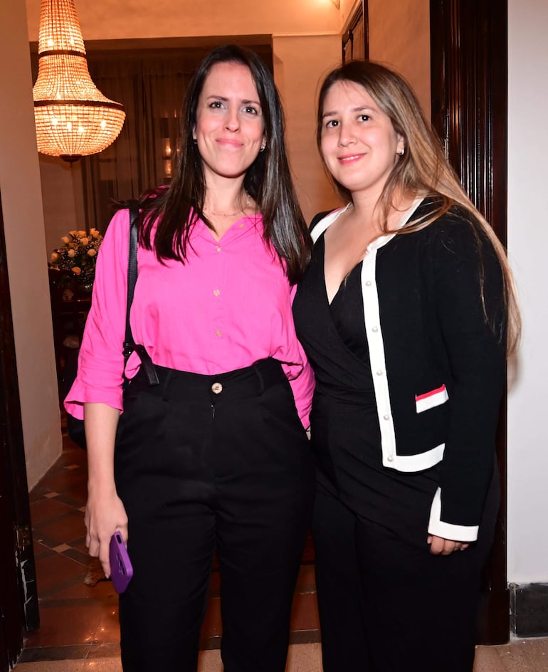 Leila Morán y Evelyn Cáceres.