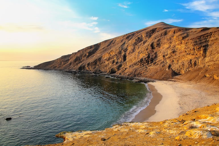 La Mina (Paracas, Ica), Perú.