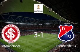football?hometeamid=1379&awayteamid=1374&gameresult=3-1&logosyn=true&bkg=bkgABCPlibertadores&league=libertadores&lang=ES&homename=Internacional&awayname=Independiente