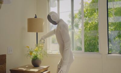 Neo, robot humanoide.