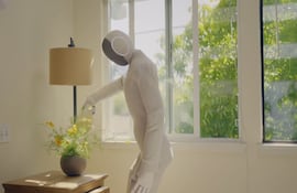 Neo, robot humanoide.