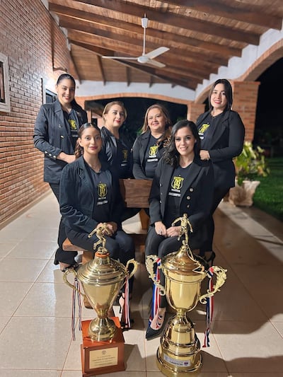 Las mujeres que lideran el fútbol: Arriba: Micaela Williams, Alice González, Alda Duarte y Olga Morel.
Abajo: Camila Morinigo y Claudia Jiménez.