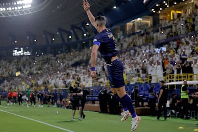 Cristiano Ronaldo celebra su gol para el Al Nassr en la Liga de Arabia Saudí.