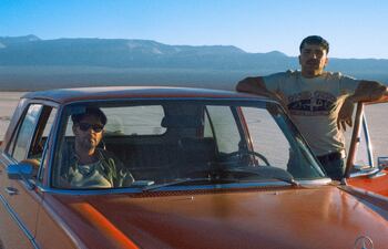 Pablo Giménez y Facundo Castaño Montoya integran la agrupación argentina El Zar, que ofrecerá hoy una sesión acústica en La Cuadrita.