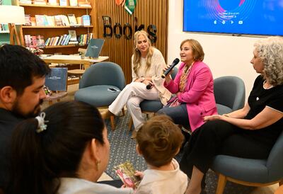 Vivianna Dioverti, Berta Rojas y Celeste Prieto.