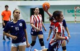 Paraguay A se impuso a Paraguay B, en el arranque del certamen Infantil que se disputa en nuestro país, en ambas ramas.