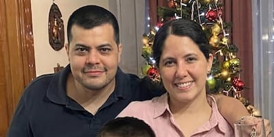 El ternado Carlos Darío Bonzi Torres y su esposa, Jazmín Thamara Elizabeth Ortiz de Bonzi, la jueza que fue recusada por Ñoño Núñez.