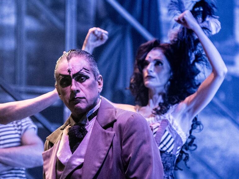 Juan Rodó protagoniza "Drácula, el musical", que se presentará el 17 y 18 de junio en Asunción.