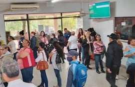 Importante concurrencia de pacientes en el Hospital Regional de Caacupé.
